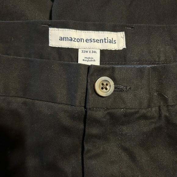 Amazon Essentials - Picture 2 of 3